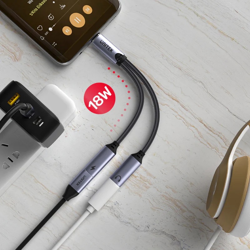 UNITEK USB CABLE USB-C SPLITTER 2 IN 1 USB C HEADPHONE &amp; CHARGE ADAPTER M206A